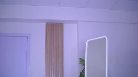 Snapshot of lovingblondie chatting on 02-05-25, 04:37 Nora online show from 02-05-25, 04:37