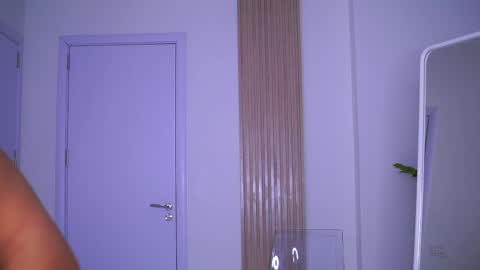 Snapshot of lovingblondie chatting on 02-19-25, 04:34 Nora online show from 02-19-25, 04:34