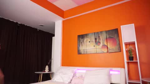 Snapshot of lovingblondie chatting on 11-23-25, 04:12 Nora online show from 11-23-25, 04:12