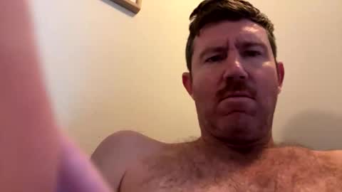 Snapshot of lovinreach chatting on 12-17-25, 04:35 lovinreach online show from 12-17-25, 04:35