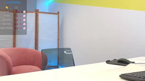 Snapshot of lovlybambi chatting on 03-10-25, 03:30 Vikkkk online show from 03-10-25, 03:30