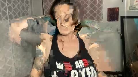 Snapshot of loxlust chatting on 01-18-25, 06:34 Lox online show from 01-18-25, 06:34