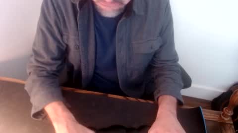 lreed090 online show from 05-22-26, 08:36
