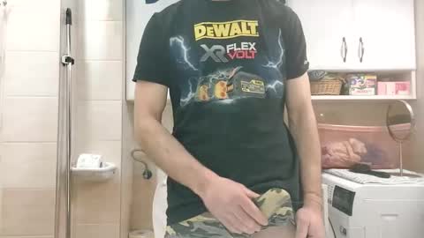 Snapshot of lshot_d chatting on 01-26-25, 09:07 Lshot D online show from 01-26-25, 09:07