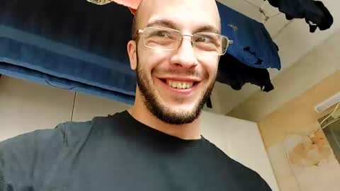 Snapshot of lshot_d chatting on 03-07-25, 11:07 Lshot D online show from 03-07-25, 11:07