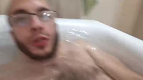 Snapshot of lshot_d chatting on 09-17-25, 11:39 Lshot D online show from 09-17-25, 11:39