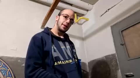 Snapshot of lshot_d chatting on 11-06-25, 10:05 Lshot D online show from 11-06-25, 10:05