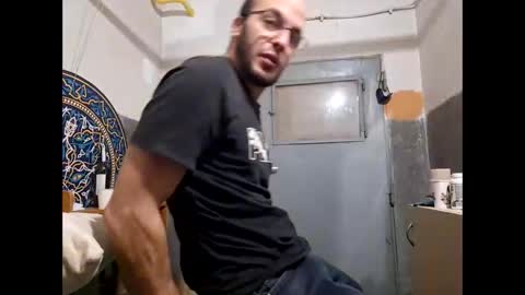 Snapshot of lshot_d chatting on 11-30-25, 10:14 Lshot D online show from 11-30-25, 10:14