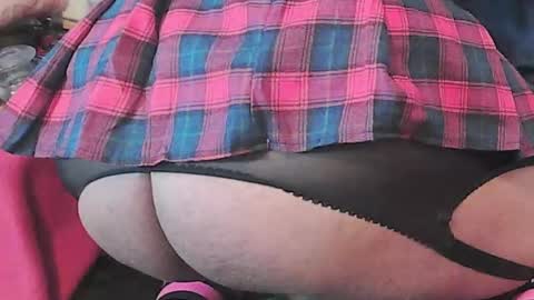 Snapshot of ltlstuborn chatting on 10-03-25, 09:17 Delany online show from 10-03-25, 09:17