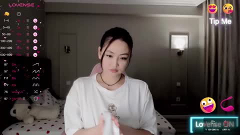 lu_mina online show from 10-13-25, 12:54
