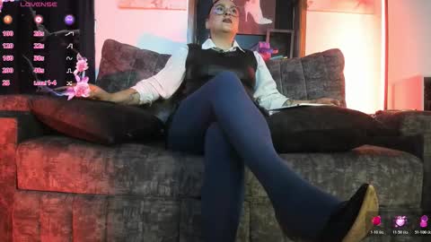 Snapshot of luanadabbraccio_ chatting on 03-24-26, 02:22 luanadabbraccio_ online show from 03-24-26, 02:22