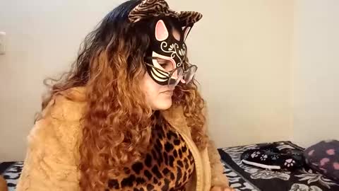 luanapowerful online show from 11-20-25, 01:39