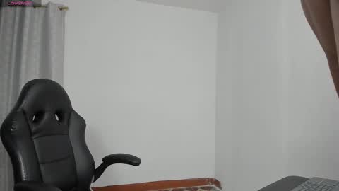 lUAN online show from 01-31-25, 11:13