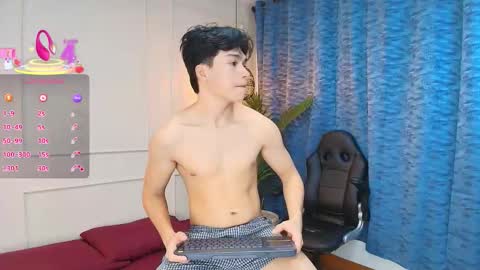 lUAN online show from 09-15-25, 07:25