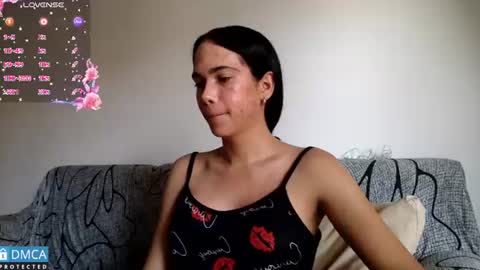 Snapshot of luara_ chatting on 07-22-26, 12:30 luara_ online show from 07-22-26, 12:30