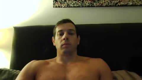 luca23millo90 online show from 04-18-26, 03:43