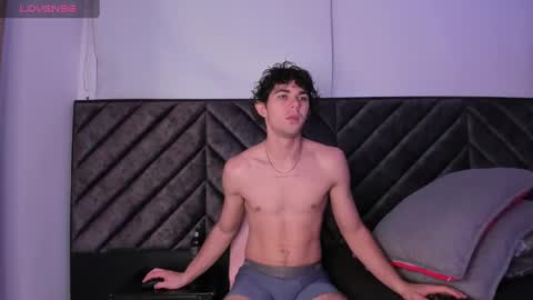 Snapshot of luca_ferrer_ chatting on 12-07-24, 02:09 Luca Ferrer online show from 12-07-24, 02:09