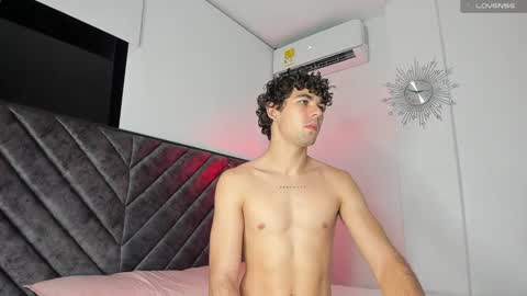 Snapshot of luca_ferrer_ chatting on 02-22-25, 03:01 Luca Ferrer online show from 02-22-25, 03:01