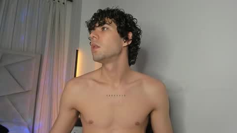 Luca Ferrer online show from 01-12-26, 05:34