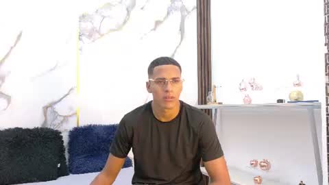 lucas837481 online show from 07-03-26, 12:17