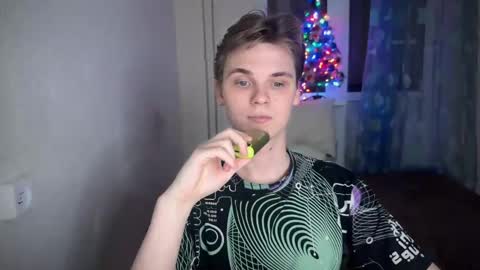 Lucas Gill online show from 12-16-24, 08:26