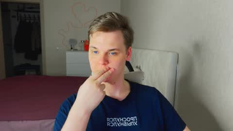Snapshot of lucas_dany chatting on 03-17-26, 12:59 Lucas Gill online show from 03-17-26, 12:59