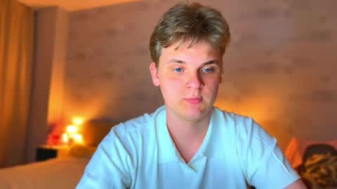 Snapshot of lucas_dany chatting on 04-15-26, 07:58 Lucas Gill online show from 04-15-26, 07:58