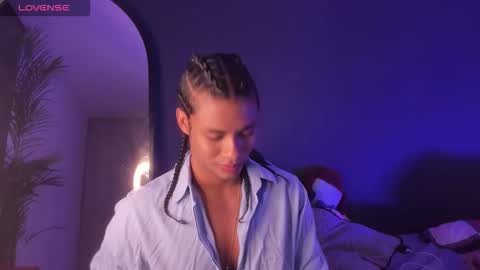   online show from 10-13-25, 09:53