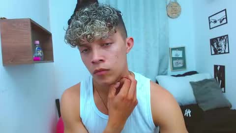 Lucas Luxx online show from 11-11-25, 02:00