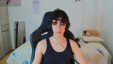 lucas_xo online show from 02-25-26, 04:00