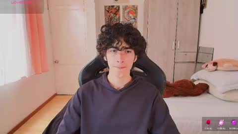 Snapshot of lucas_xo chatting on 05-16-26, 06:28 lucas_xo online show from 05-16-26, 06:28