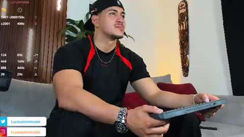 LUCA SANTOS online show from 07-10-26, 04:50