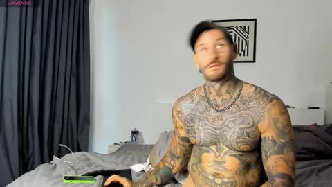 lucasexclusive online show from 11-14-25, 07:40