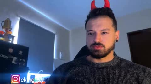 lucasfit24 online show from 10-23-25, 02:05