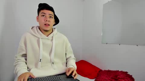 LUCAS TORREZ online show from 02-16-26, 06:20