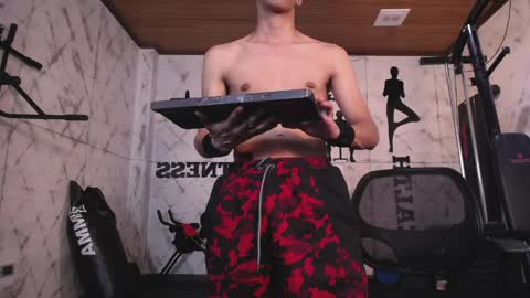 Snapshot of lucca_moreti chatting on 05-29-26, 03:48 Lucca Moreti online show from 05-29-26, 03:48