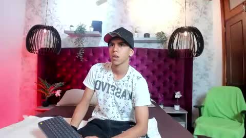 Snapshot of lucca_moreti chatting on 06-20-26, 03:53 Lucca Moreti online show from 06-20-26, 03:53