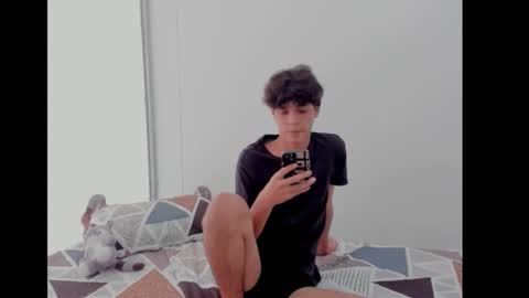 Snapshot of luccas_ferreira chatting on 03-09-26, 08:24 Luccas Ferreira online show from 03-09-26, 08:24