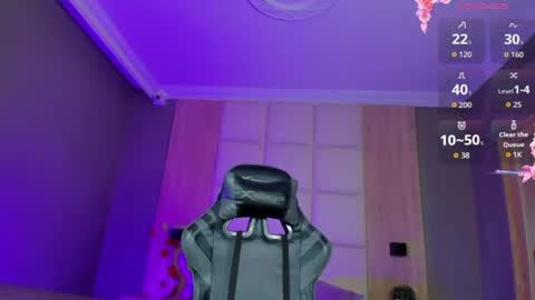 Snapshot of luccia_smith chatting on 06-30-26, 02:12 L U C C I A online show from 06-30-26, 02:12