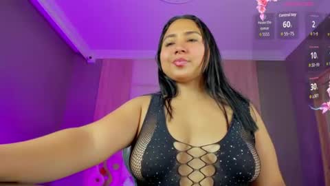 Snapshot of luccia_smith chatting on 07-10-26, 02:38 L U C C I A online show from 07-10-26, 02:38