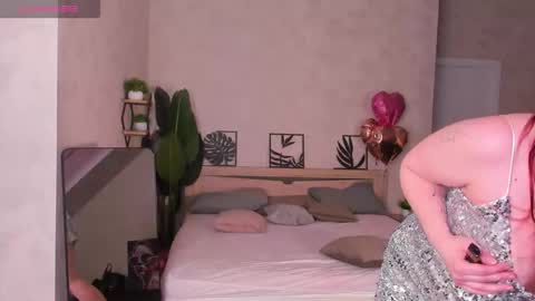 Gloria online show from 03-03-26, 08:20