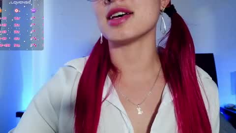 Snapshot of luccycollins_ chatting on 06-02-26, 02:52 Luccy online show from 06-02-26, 02:52