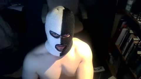 Snapshot of luchahor chatting on 10-05-25, 09:45 luchahor online show from 10-05-25, 09:45