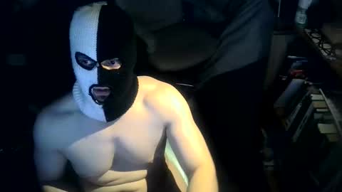 Snapshot of luchahor chatting on 11-11-25, 11:16 luchahor online show from 11-11-25, 11:16