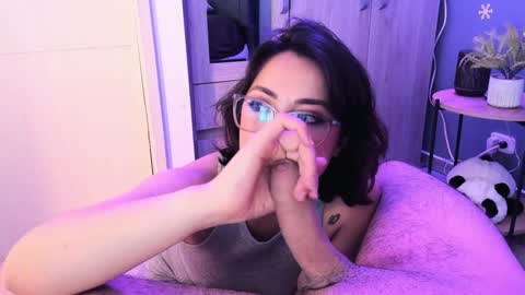 Luci y Fer online show from 02-02-25, 03:39