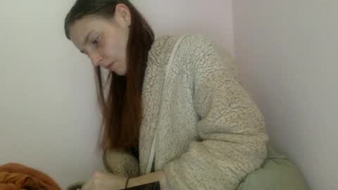 Snapshot of luci_layne chatting on 07-09-26, 04:33 Luci Layne online show from 07-09-26, 04:33