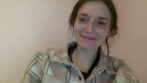 Snapshot of luci_layne chatting on 07-15-26, 10:48 Luci Layne online show from 07-15-26, 10:48