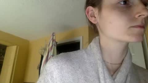 Snapshot of luci_layne chatting on 07-28-26, 03:21 Luci Layne online show from 07-28-26, 03:21
