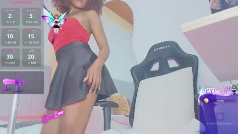 lucia01m online show from 05-30-26, 07:00