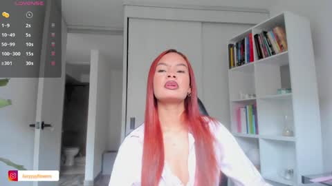 Lucia online show from 05-29-26, 05:11